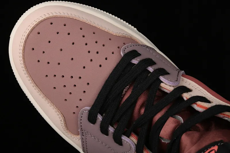 All categories Air Jordan Jordan series basketball shoes Air Jordan 1 High G version Air Jordan 1 Zoom CMFT AJ1 Joe 1 bean paste dirty powder CT0979-602